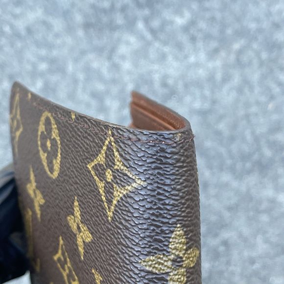 Louis Vuitton Monogram Billfold Bifold Wallet Coin Compartment - Picture 3 of 13